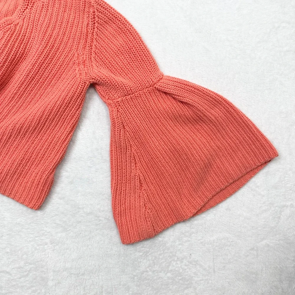Free People Sweater Small Pullover Loose Bell Sleeve V Neck‎ Knit Cropped Coral